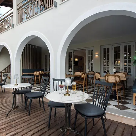 Opera Blue Corfu فندق 4*
